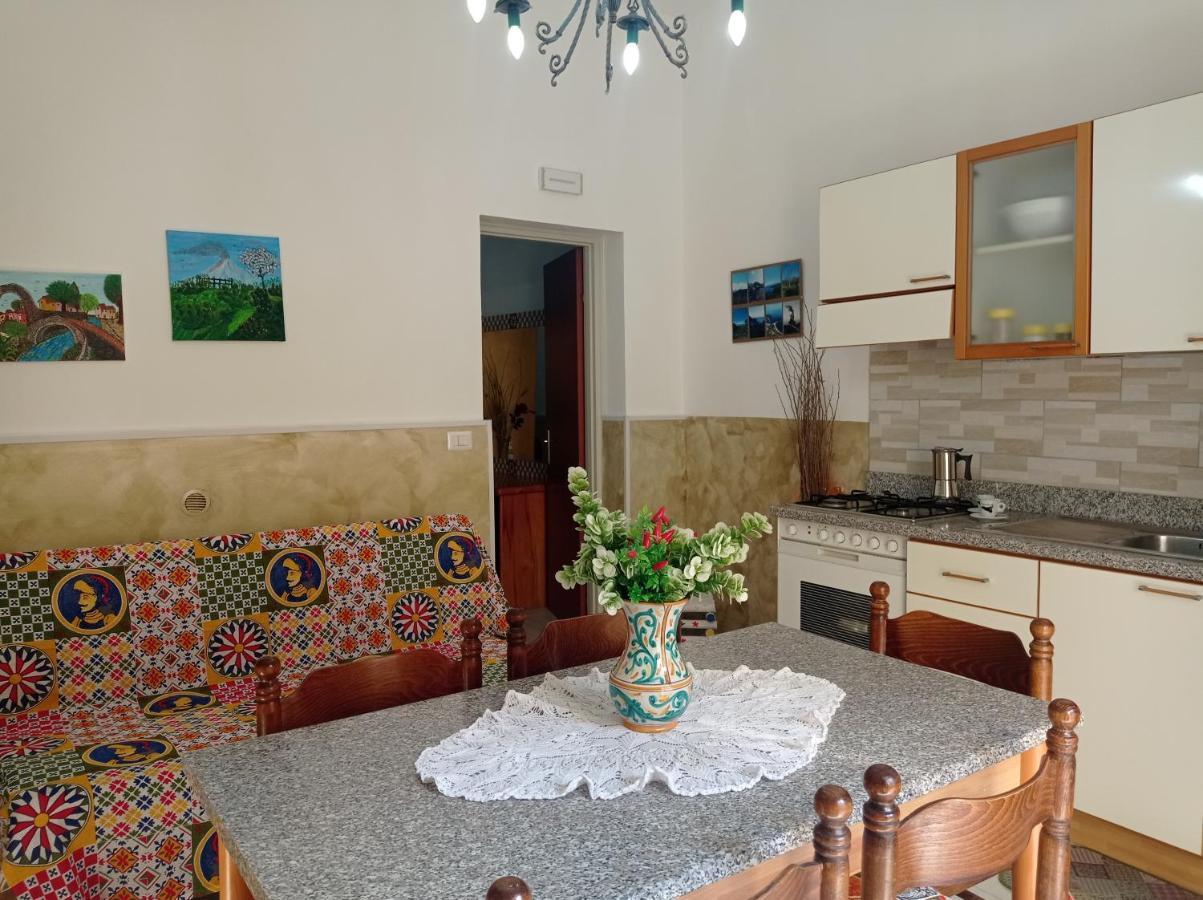 Mary Home - Casa Vacanza Taormine Extérieur photo